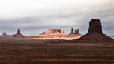 Photography titled "Monument Valley" by Hubert Trublard, Original Artwork, Digital Photography Mounted on Other rigid panel