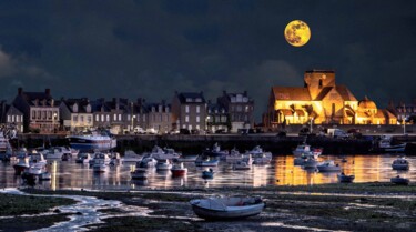 Photography titled "Barfleur lunaire" by Hubert Trublard, Original Artwork, Digital Photography Mounted on Other rigid panel