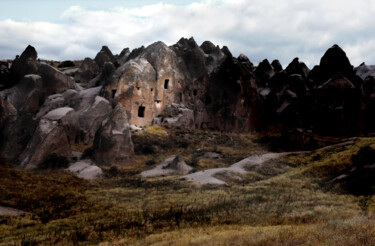 Photographie intitulée "Cappadoce 08 2012 a5" par Hugues Elbe, Œuvre d'art originale, Photographie numérique