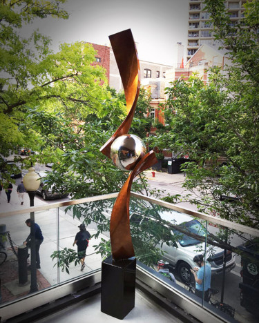 Skulptur mit dem Titel "Verve' Bronze Editi…" von Hunter Brown, Original-Kunstwerk, Metalle