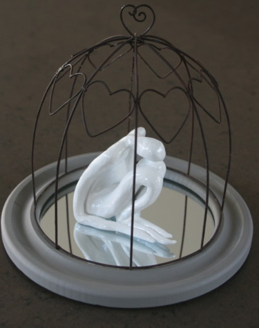 Sculpture titled "Birdy" by Isabelle Angele, Original Artwork, Clay