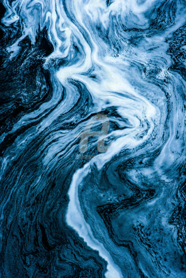 Photography titled "WATER ABSTRACTION I" by Iryna Shpulak, Original Artwork, Digital Photography