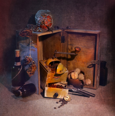 Фотография под названием "Коробка кофейных уд…" - Игорь Терехин, Подлинное произведение искусства, Цифровая фотография