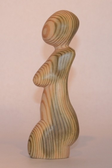 Sculpture titled "La patience" by Isabelle Motte, Original Artwork, Wood