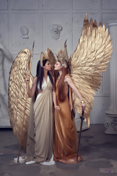 Photographie intitulée "Gorgon Sisters" par Янина Ермакова, Œuvre d'art originale, Photographie numérique