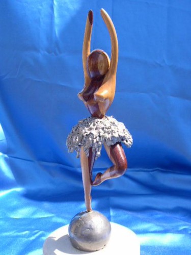 Sculpture intitulée "Dana en Tutu" par Lionel Ibanez, Œuvre d'art originale