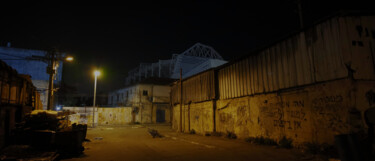 Fotografie mit dem Titel "Industrial alley" von Igal Stulbach, Original-Kunstwerk, Digitale Fotografie