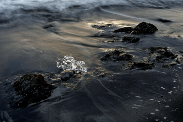 Photography titled "Iceland diamonds 1" by Igor Borišek, Original Artwork, Digital Photography