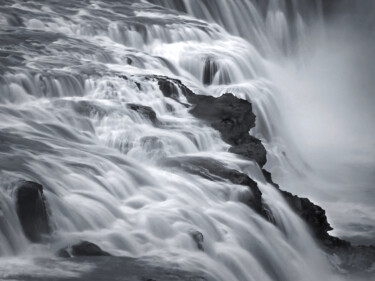 Photographie intitulée "Gullfoss" par Igor Borišek, Œuvre d'art originale, Photographie numérique