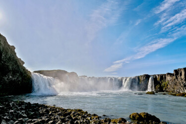Photographie intitulée "Godafoss waterfall" par Igor Borišek, Œuvre d'art originale, Photographie numérique