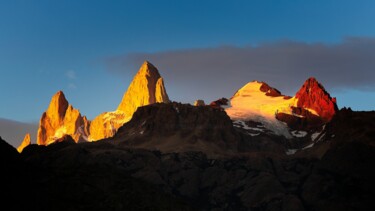 Fotografie getiteld "Dawn in Patagonia" door Igor Borišek, Origineel Kunstwerk, Digitale fotografie