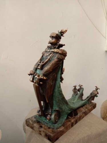 Sculpture intitulée "Король на героскуте…" par Igor Glukhenkij, Œuvre d'art originale, Bronze