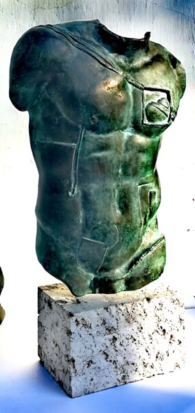 Skulptur mit dem Titel "PERSEUS sculpture" von Igor Mitoraj, Original-Kunstwerk, Bronze