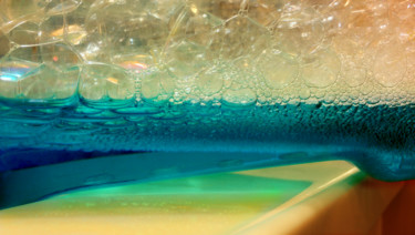 Photographie intitulée "Bubbles Blue 2" par Igzotic, Œuvre d'art originale, Photographie numérique