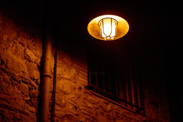Fotografia intitulada "Il lampione" por Ilesh, Obras de arte originais, Fotografia digital