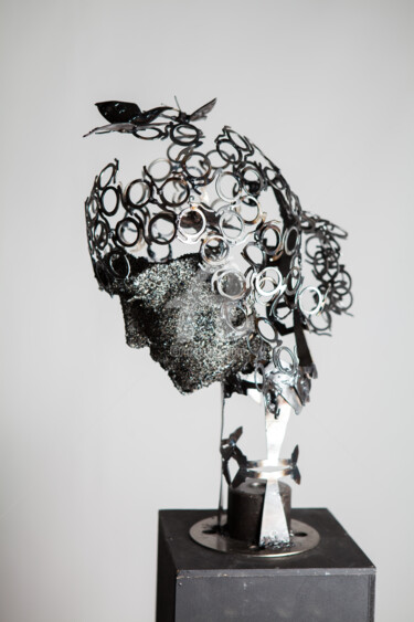 Skulptur mit dem Titel "img-0173.jpg" von Sheydayev, Original-Kunstwerk, Metalle