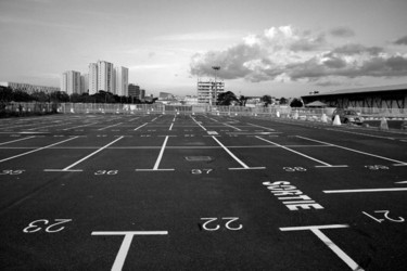 Photographie intitulée "Parking de la chanc…" par Bernard Bosc, Œuvre d'art originale