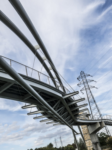 Photographie intitulée "Le pont-barque" par Stéphane Maucci, Œuvre d'art originale