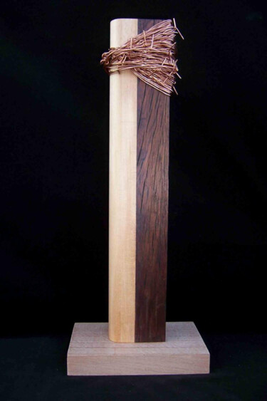 Sculpture titled "l'impossible" by Imazi Ghen, Original Artwork, Wood