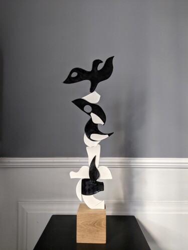 Skulptur mit dem Titel "Black & White II" von Inès Dauxerre, Original-Kunstwerk, Keramik