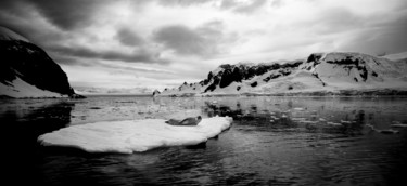 Photography titled "Antarctica 7" by Arsen Revazov, Original Artwork