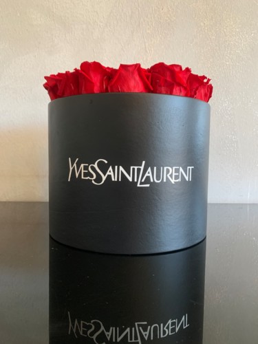 Sculpture titled "Flowerbox yves sain…" by Walid Sahraoui (Wally), Original Artwork, Spray paint