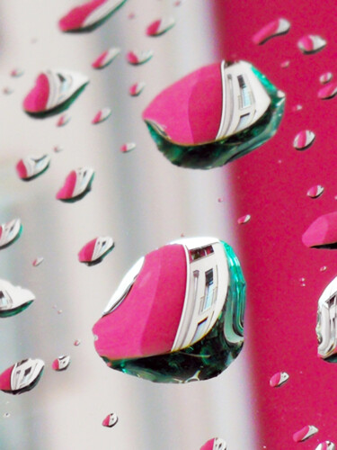 Фотография под названием "Raindrops Window 1" - Ingrid Blaurock, Подлинное произведение искусства, Цифровая фотография