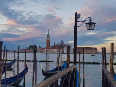 Photographie intitulée "Венеция . Рассвет ." par Sebini, Œuvre d'art originale, Photographie numérique