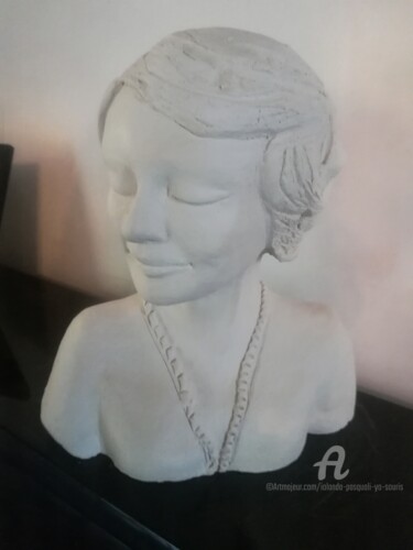 Sculpture titled ""Liliane...."" by Iolanda Pasquali (Yo Souris), Original Artwork, Terra cotta