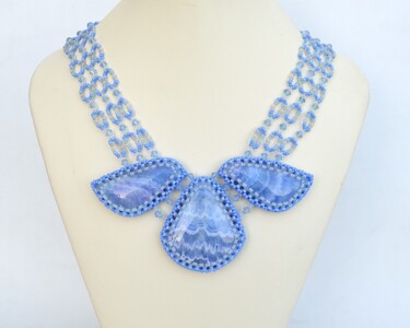 Design intitulée "Blue wings in the w…" par Irena Zelickman, Œuvre d'art originale, Bijoux