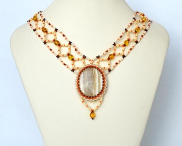 Design intitulada "Calcite necklace wi…" por Irena Zelickman, Obras de arte originais, Jóias