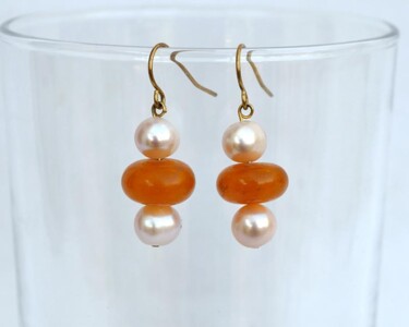 Design intitulée "Cute amber and pear…" par Irena Zelickman, Œuvre d'art originale, Bijoux