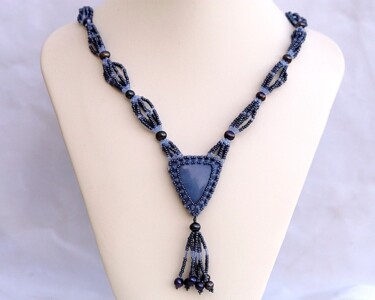 Design intitulée "Angelite necklace w…" par Irena Zelickman, Œuvre d'art originale, Bijoux