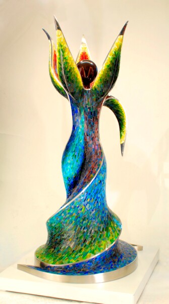 Escultura intitulada "Belladonna" por Irene Magdalena Orecher, Obras de arte originais, Mosaico