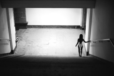 Фотография под названием "Stairs" - Ирина Неклюдова, Подлинное произведение искусства, Не манипулируемая фотография