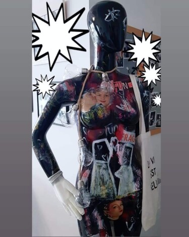 Collages titled "Funky Woman" by Isabelle Blondel, Original Artwork, Plastic