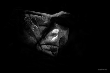 Photographie intitulée "Le borgne du néant" par Isabelle Pautrot, Œuvre d'art originale, Photographie numérique