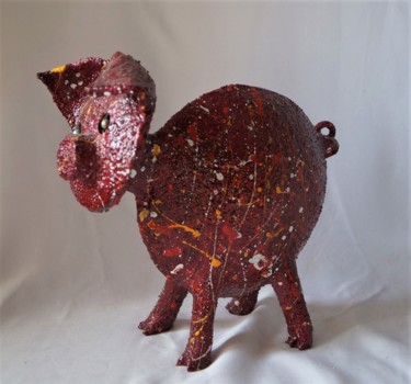Sculpture titled "COCHON" by Isabelle Zwang, Original Artwork, Clay