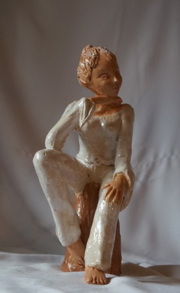 Скульптура под названием "Femme pensive" - Isabelle Zwang, Подлинное произведение искусства, Керамика