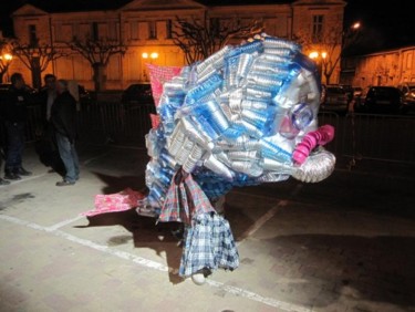 Sculpture intitulée "Costume Poisson big…" par Isa Digue, Œuvre d'art originale