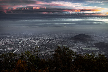 Фотография под названием "Закат над Сантьяго" - Iuliia Zalnova, Подлинное произведение искусства, Цифровая фотография