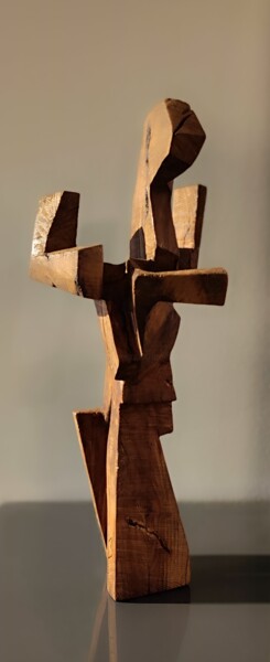 Sculpture titled "UOMO CON CARICO" by Ivan Fabani, Original Artwork, Wood