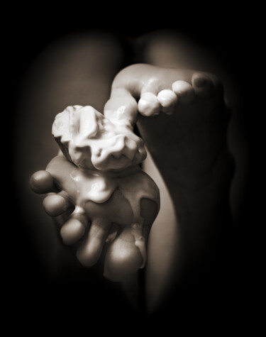 Fotografie getiteld "Feet and ace cream" door Ivan Ponomarevsky, Origineel Kunstwerk, Digitale fotografie