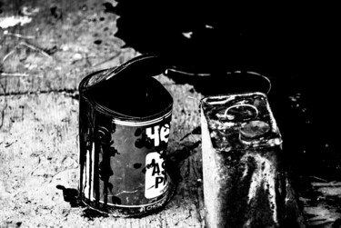 "Black Paint Spilled" başlıklı Fotoğraf J.D. Curry tarafından, Orijinal sanat