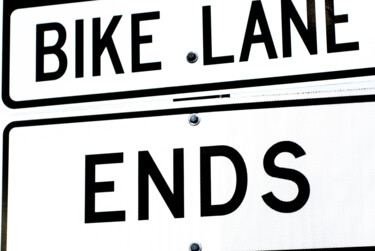 Fotografia zatytułowany „bike lane ends” autorstwa J.D. Curry, Oryginalna praca