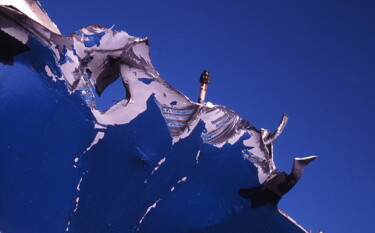 Photographie intitulée "La vague bleue - t1…" par Jacques Jégo, Œuvre d'art originale