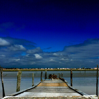 Fotografía titulada "Ponton sur le Lay" por Jacques Lateur, Obra de arte original, Fotografía digital