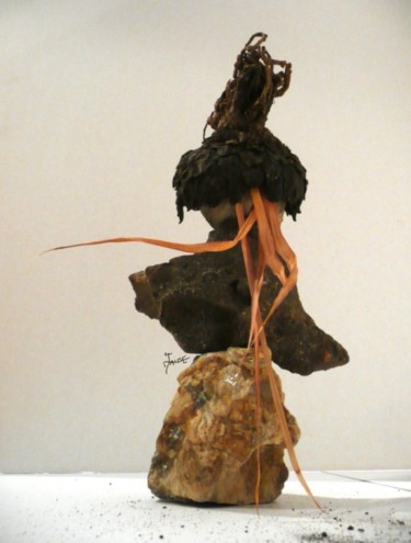 Sculpture titled "MONGOL (DE DOS)" by Jaime Garcia, Original Artwork
