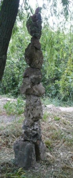 Sculpture titled "GEISHA REEQUILIBREE" by Jaime Garcia, Original Artwork, Stone
