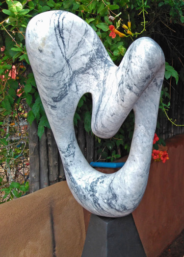 Rzeźba zatytułowany „Turn, Turn, Turn” autorstwa Jan And Jo Moore, Oryginalna praca, Kamień